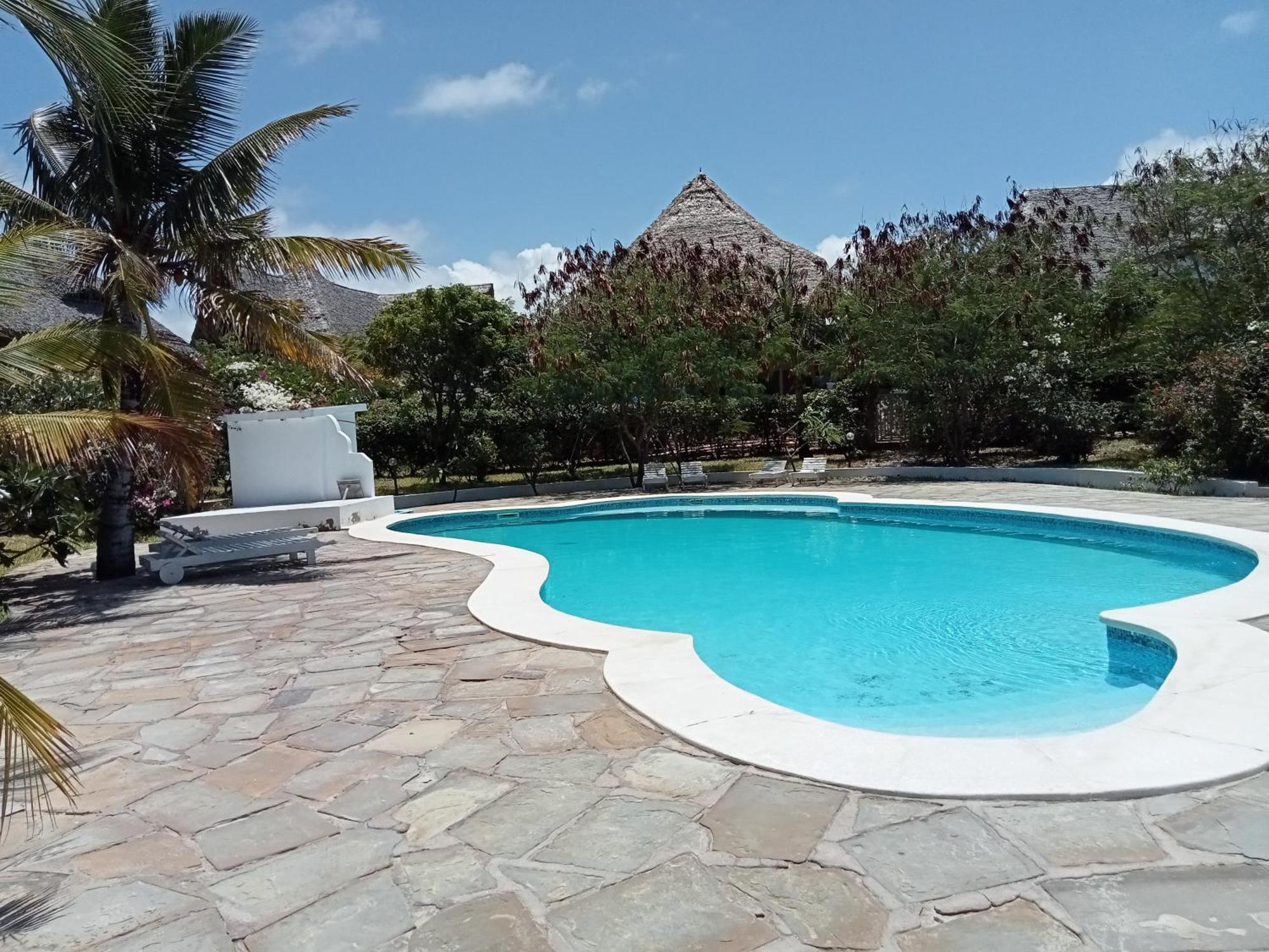Shira House Panzió Watamu Kültér fotó