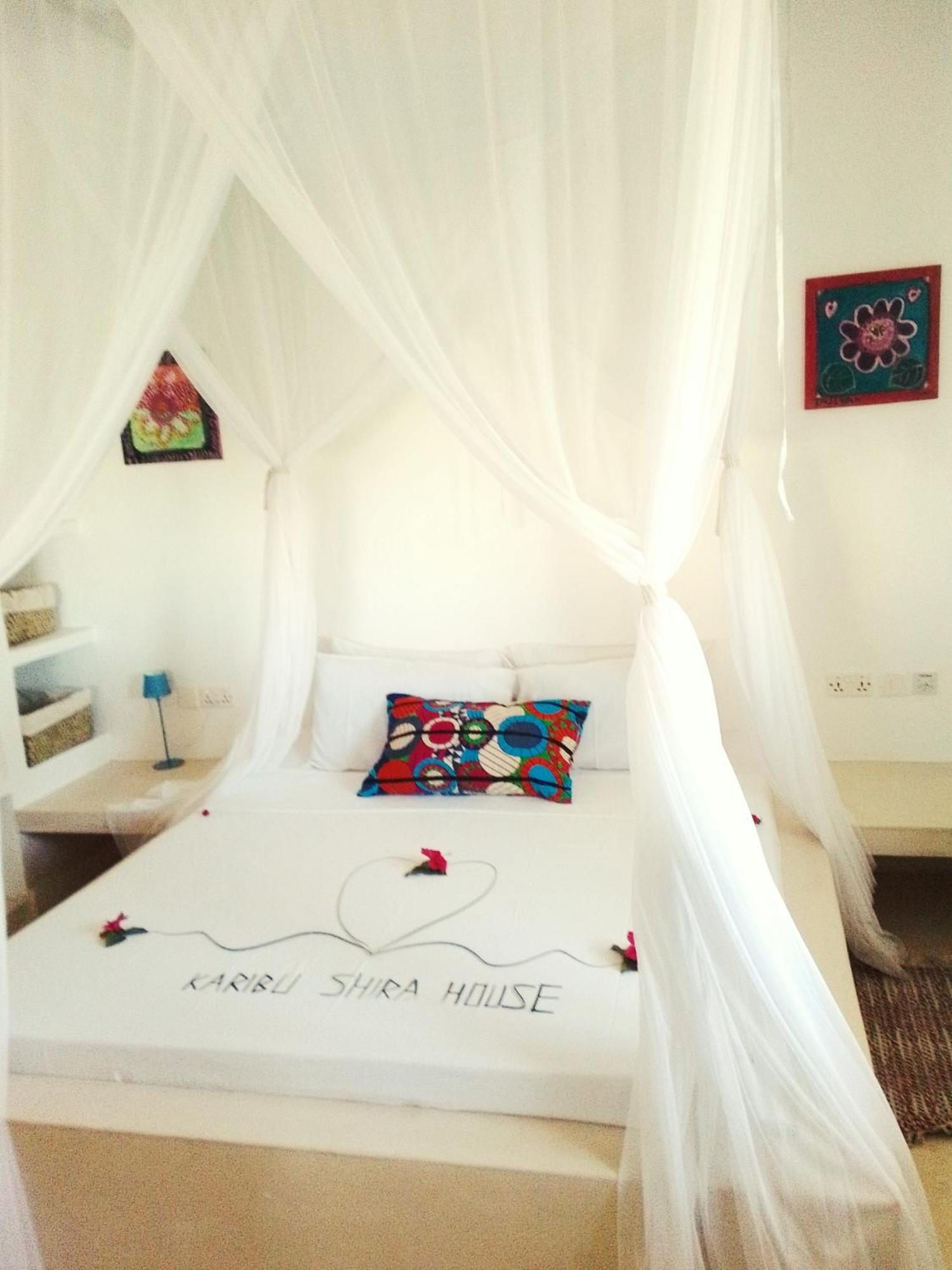 Shira House Panzió Watamu Kültér fotó