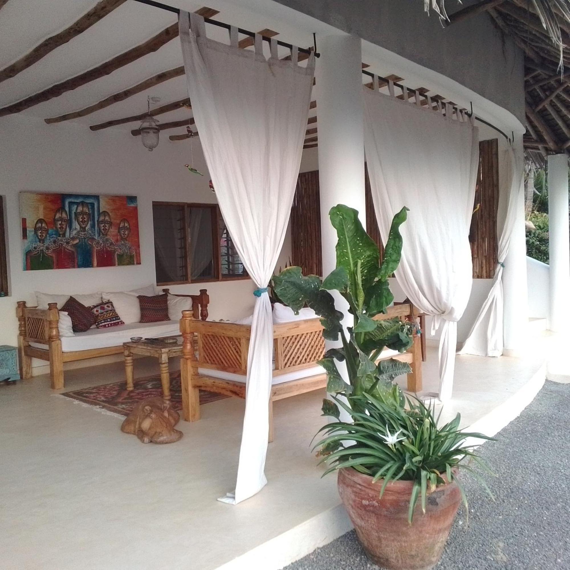 Shira House Panzió Watamu Kültér fotó