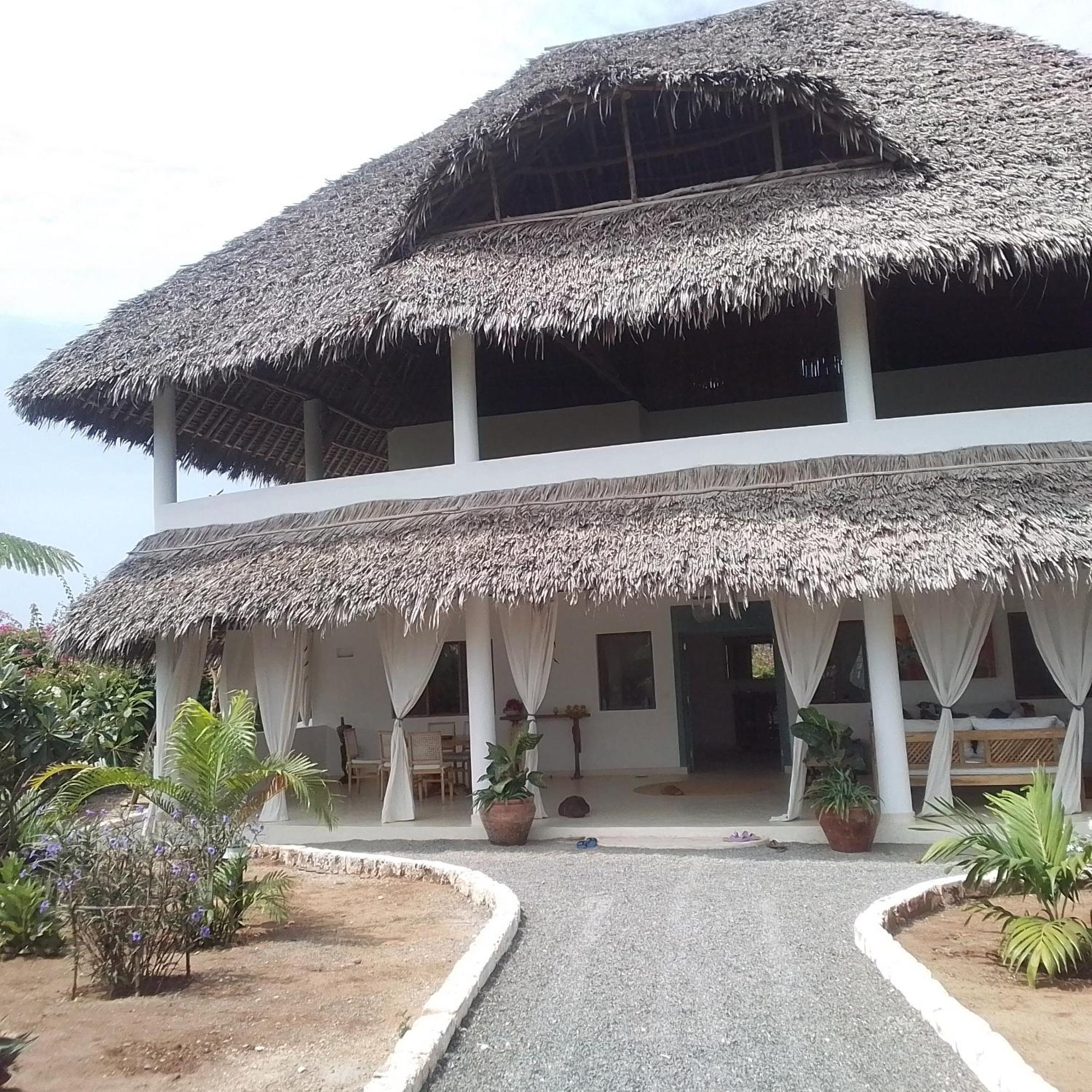 Shira House Panzió Watamu Kültér fotó
