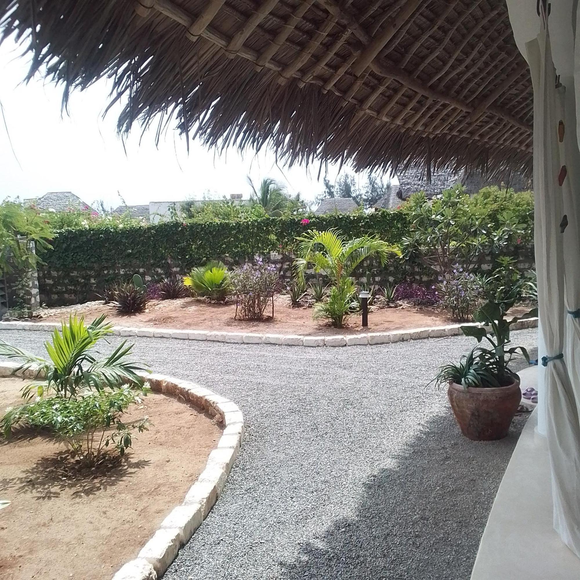 Shira House Panzió Watamu Kültér fotó