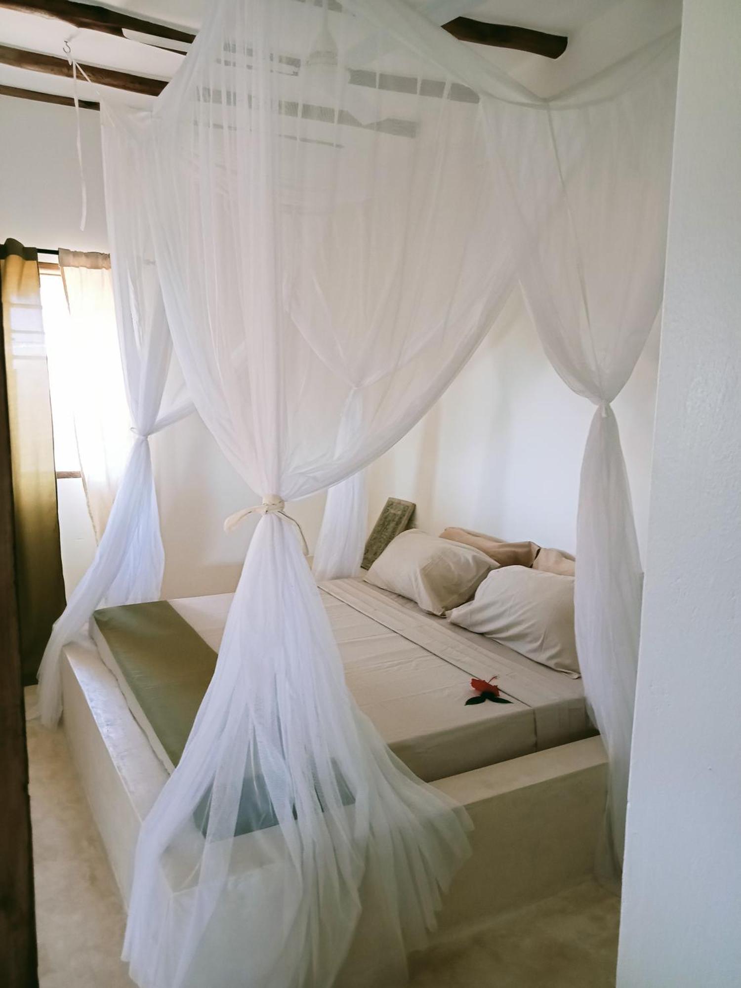 Shira House Panzió Watamu Kültér fotó
